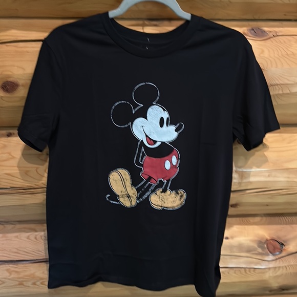 Disney NWT Juniors Mickey T-Shirt Size Medium in Black - Picture 3 of 5